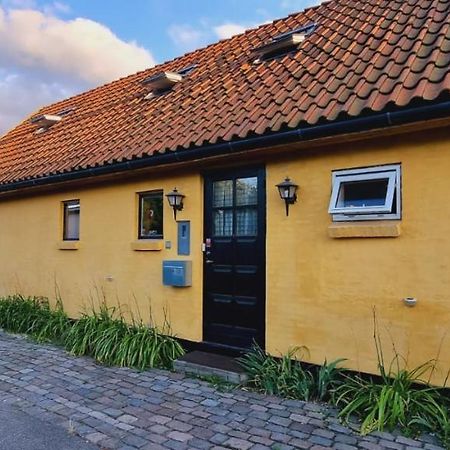 Yellow House Hostel Koppenhága Kültér fotó