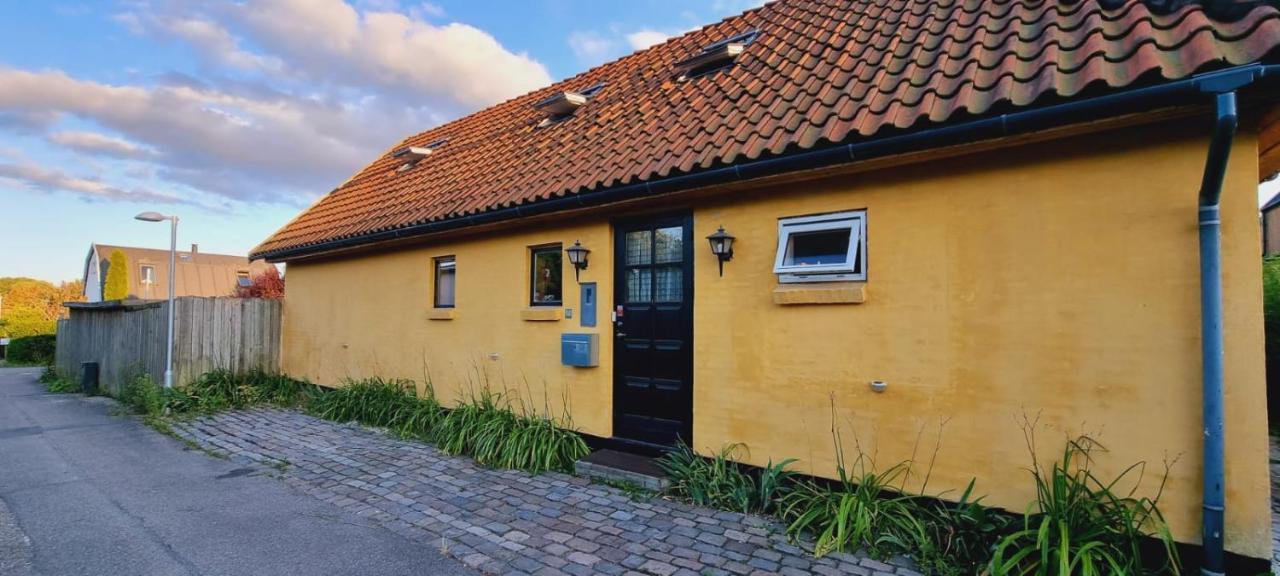 Yellow House Hostel Koppenhága Kültér fotó
